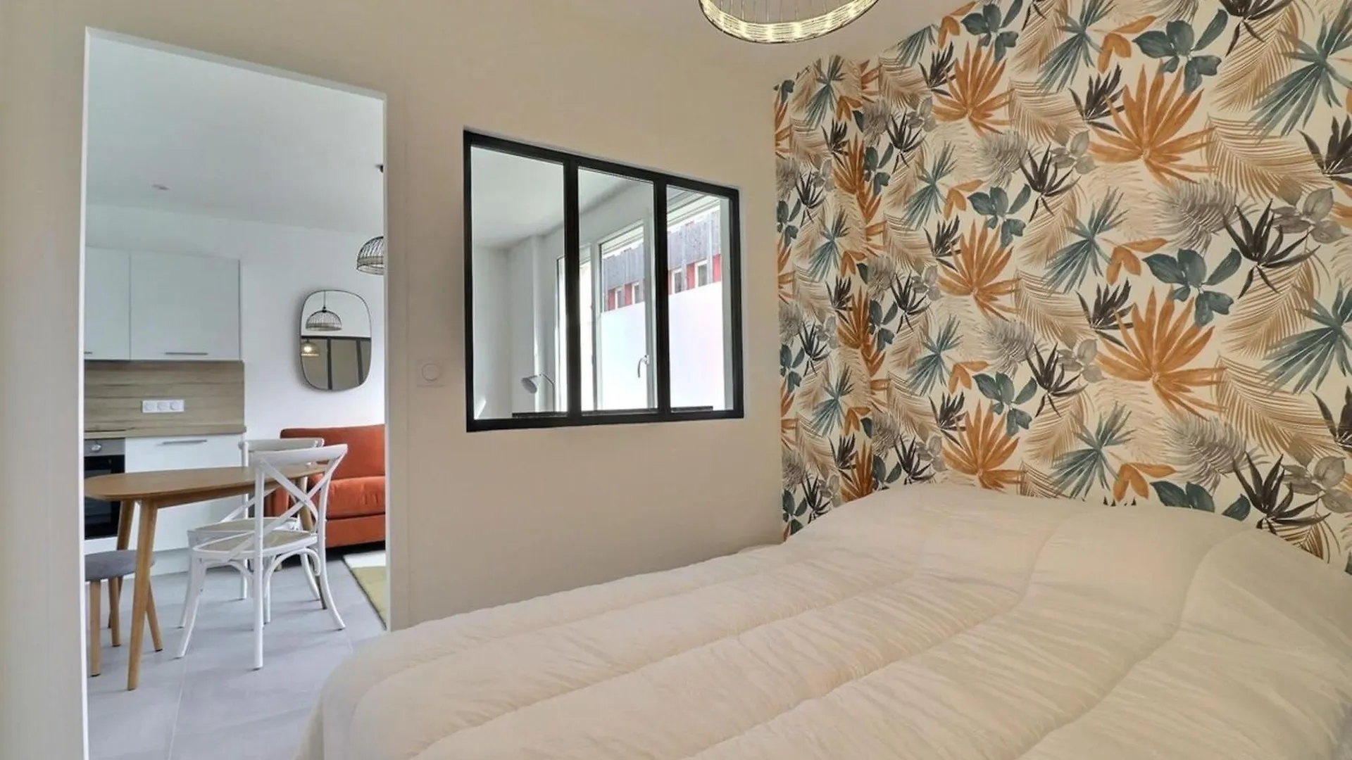 Les Mimosas - T2 Ground Floor Apartment - Villeurbanne